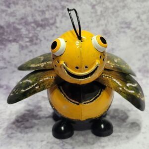 Bumble Bee Metal Tea Lite Holder